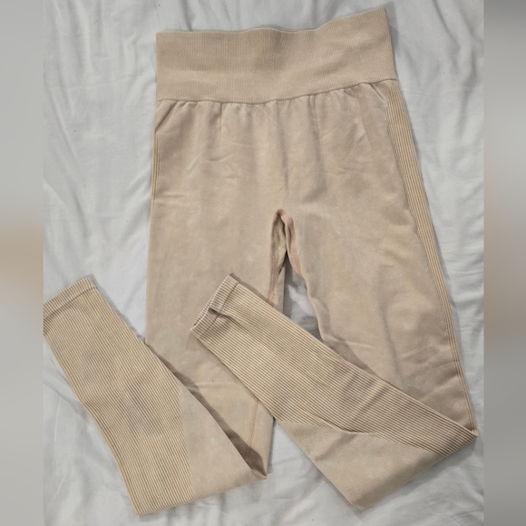 PINK Workout Set size small - Picture 5 of 15